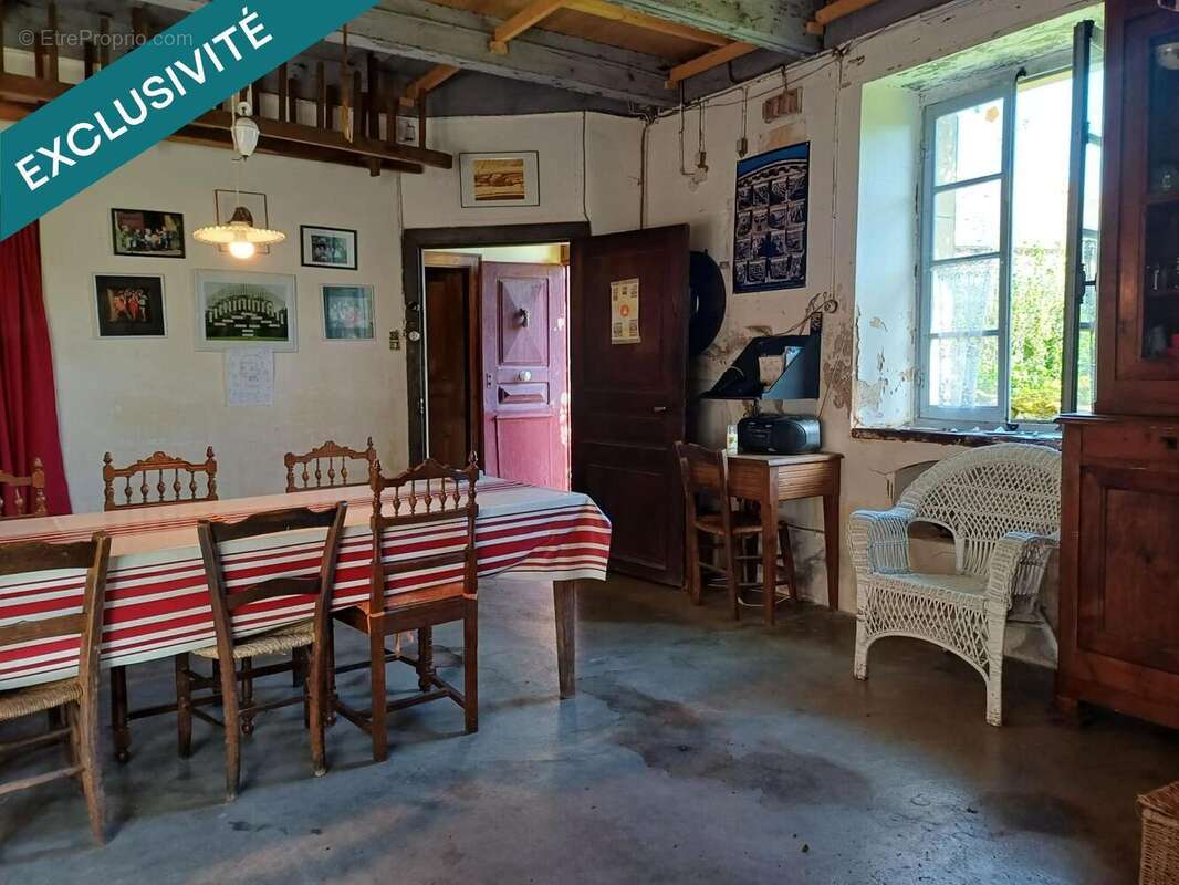 Photo 9 - Maison à LANUEJOULS