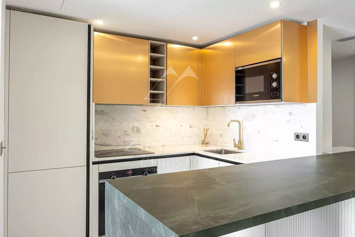 Appartement à BEAUSOLEIL