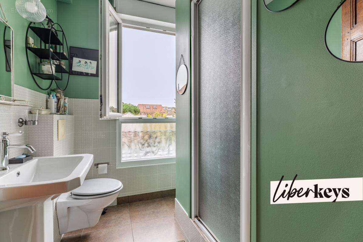 Maison à SAINT-MAUR-DES-FOSSES