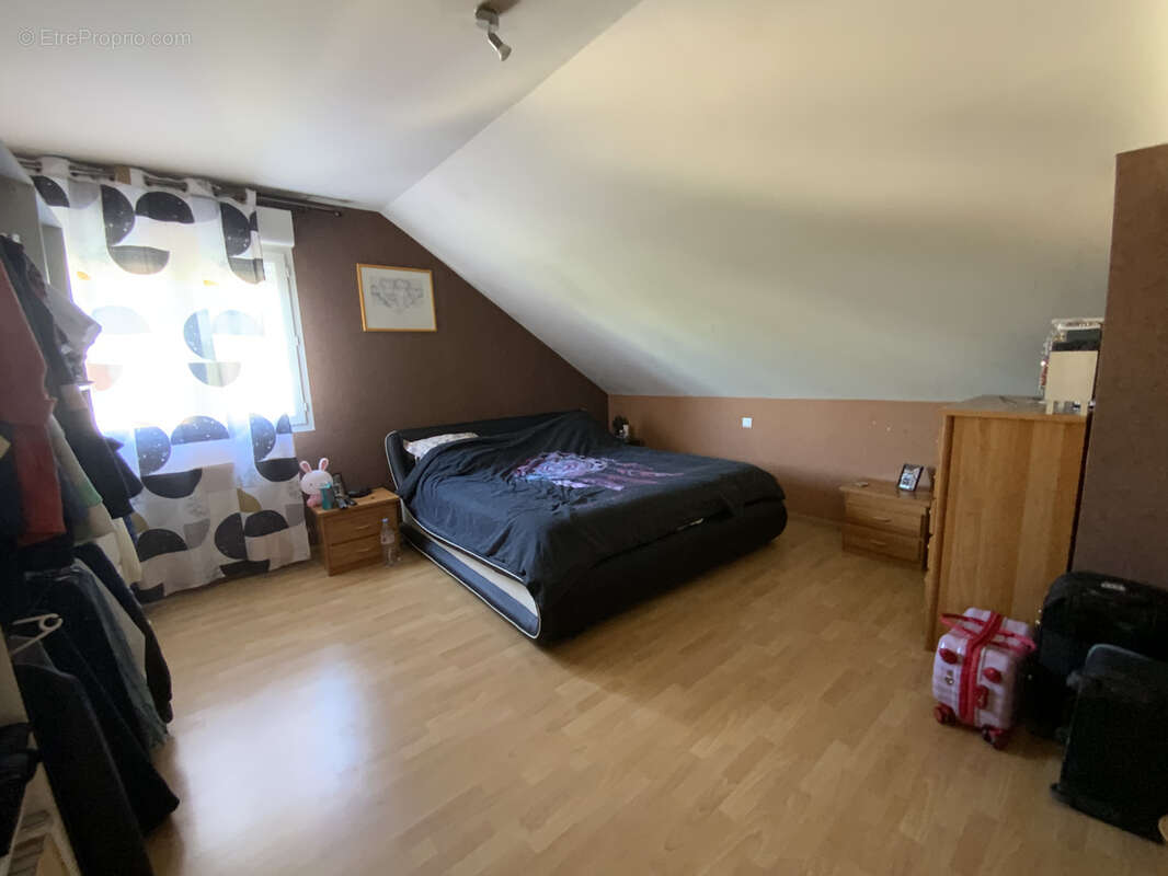 Maison à AMBLANS-ET-VELOTTE