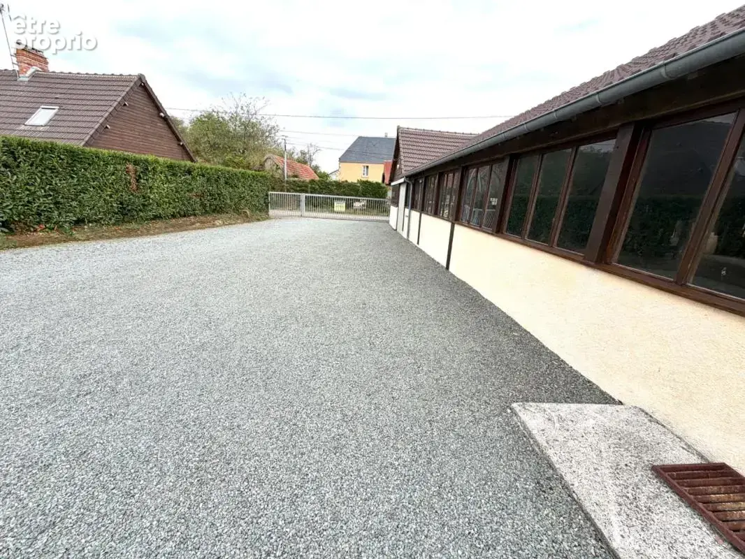 # méautis (50) – propriété de caractère avec plus de 900 m² de bâtiments – idéale pour entrepreneur - photo 5