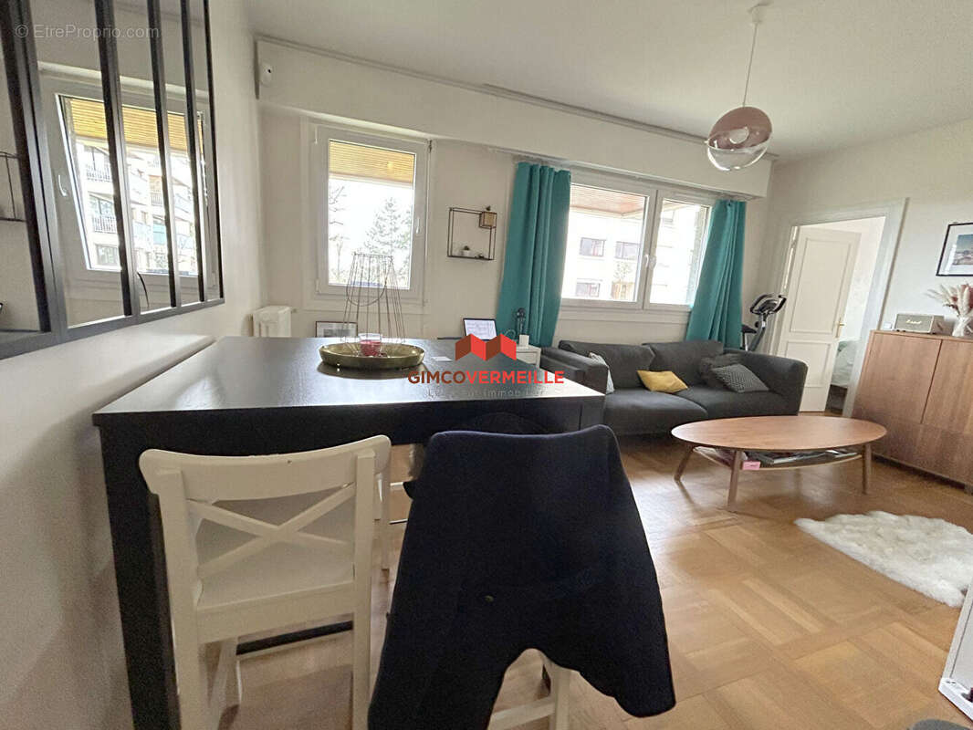 Appartement à GARCHES