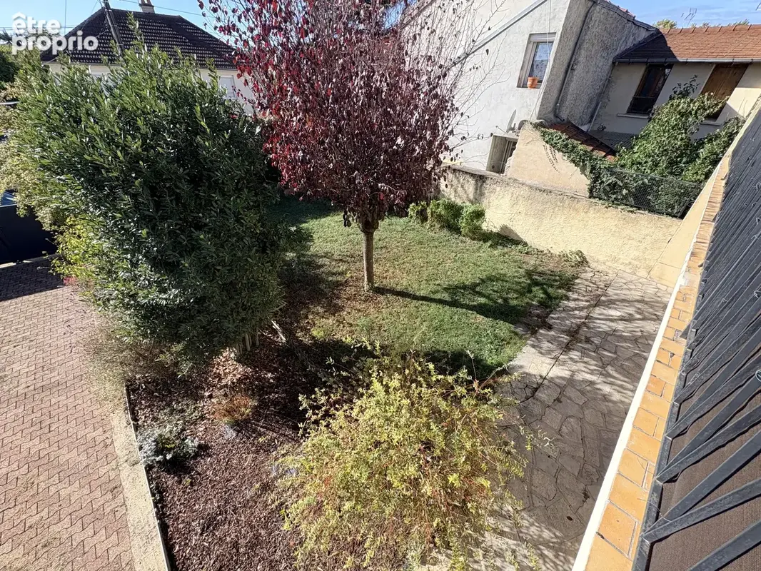 Gannat, maison familiale de 121 m2   proximité du centre   jardin & belles dépendances - photo 14