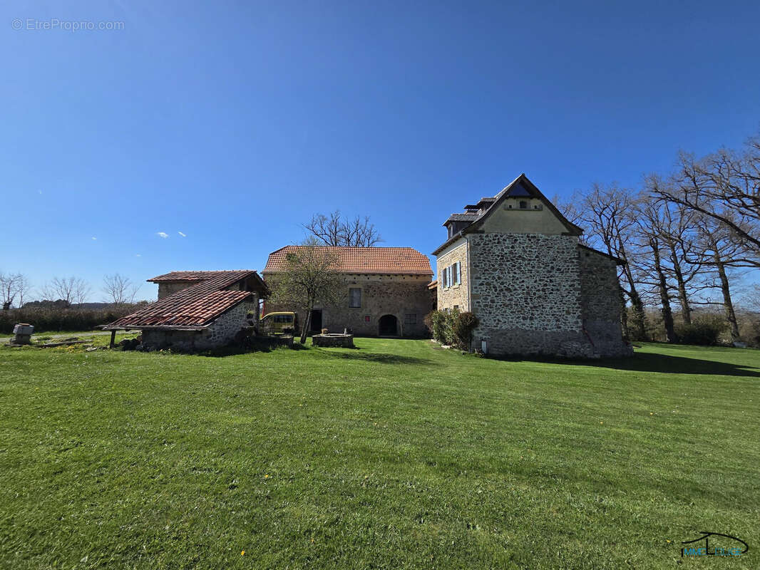 Maison à VAUREILLES
