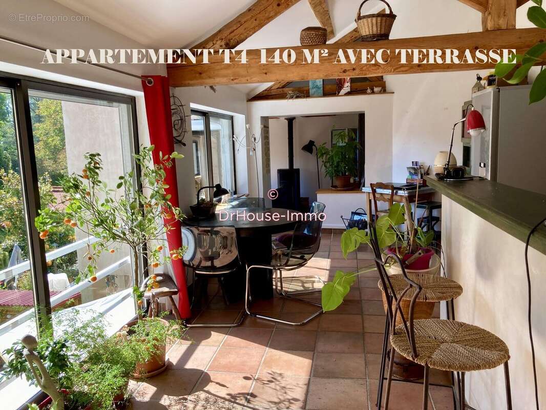Maison à PERRIER