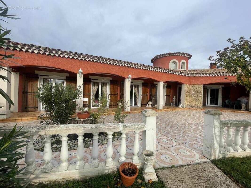 Maison à LIVRON-SUR-DROME