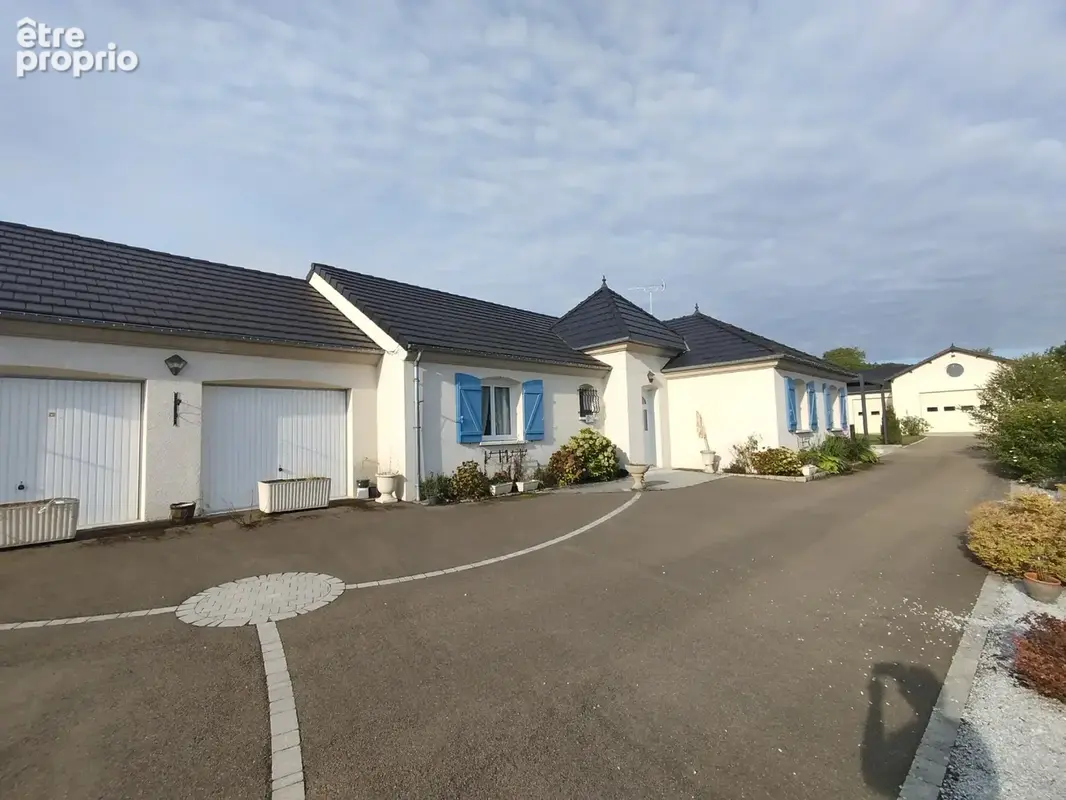 Maison à CHASSY
