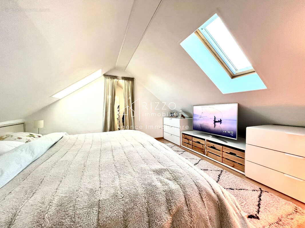 Appartement à SEYNOD