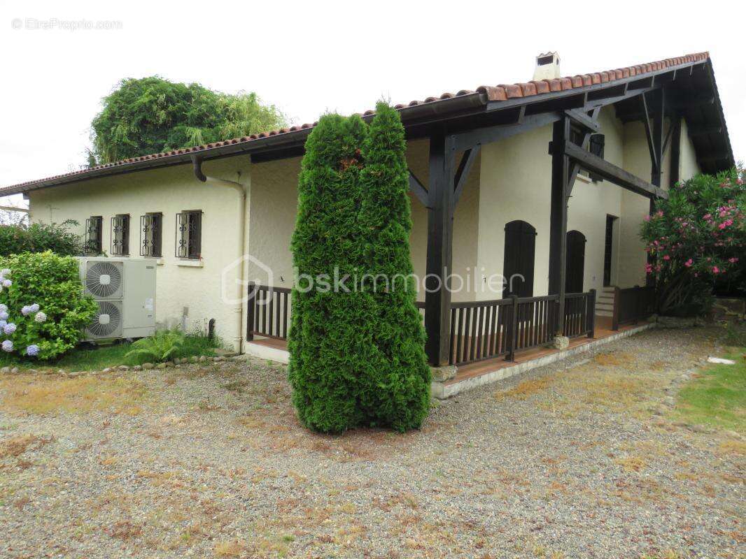 Maison à AIRE-SUR-L&#039;ADOUR
