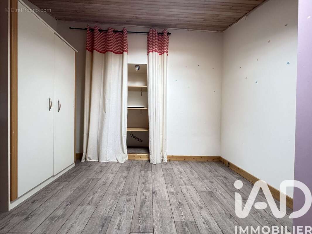 Maison 150 m² à Courbillac  - photo 6