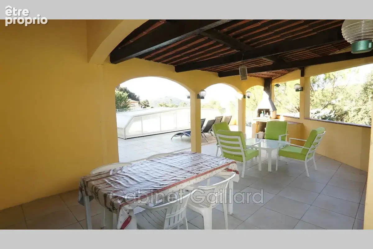 Maison 6 pièces 188 m² à vendre à Le Tignet (06530) - photo 9