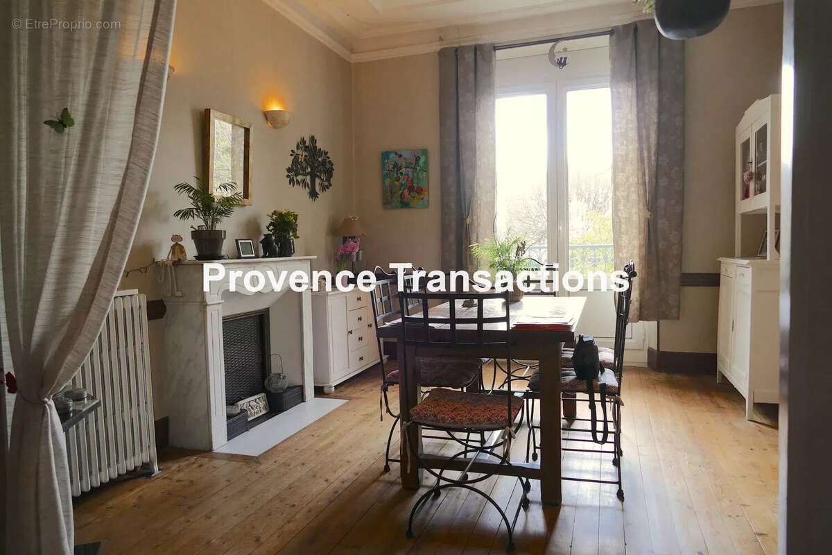 Maison à VAISON-LA-ROMAINE