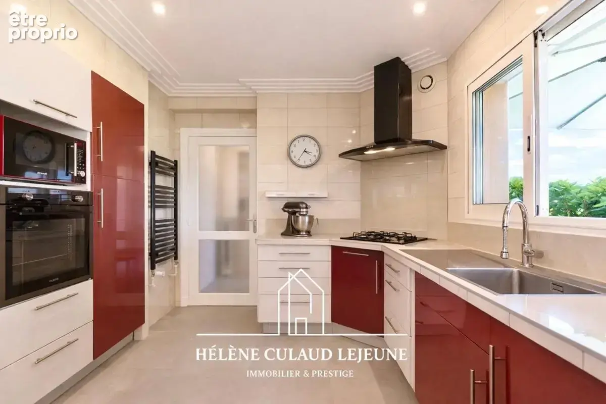 Maison familiale avec vue dégagée sur la nature - 184 m² - vannes - photo 8