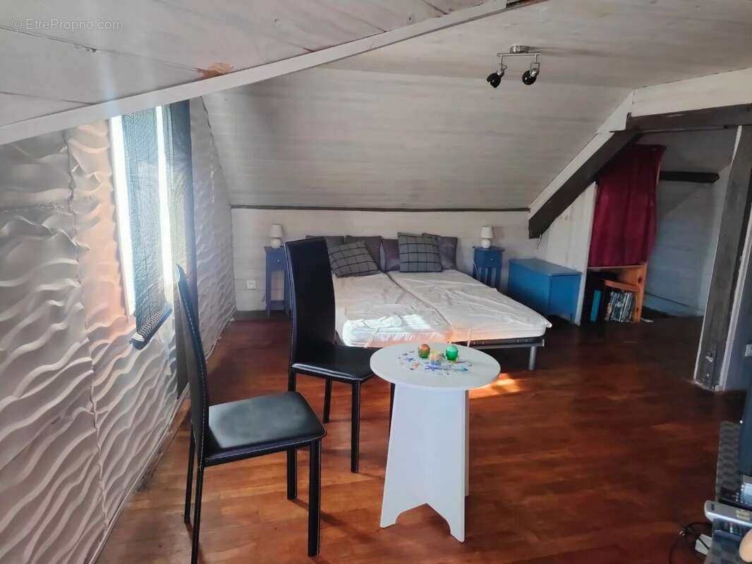 Maison 90 m² à Saint-Mathieu  - photo 3