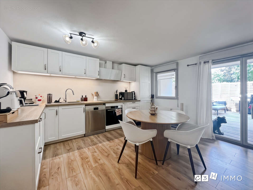 Appartement 65 m² à Longages  - photo 2