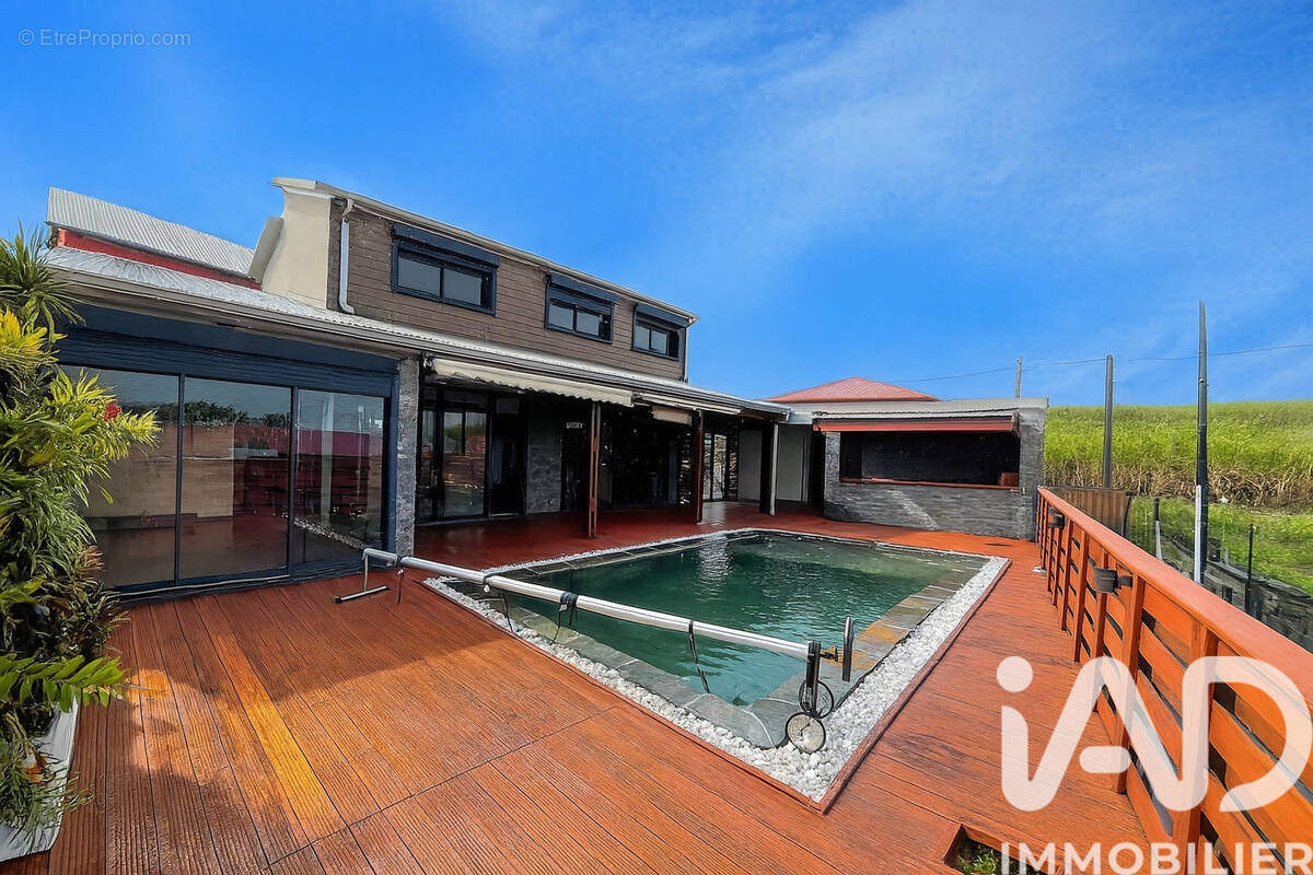 Photo 1 - Maison à SAINT-PIERRE