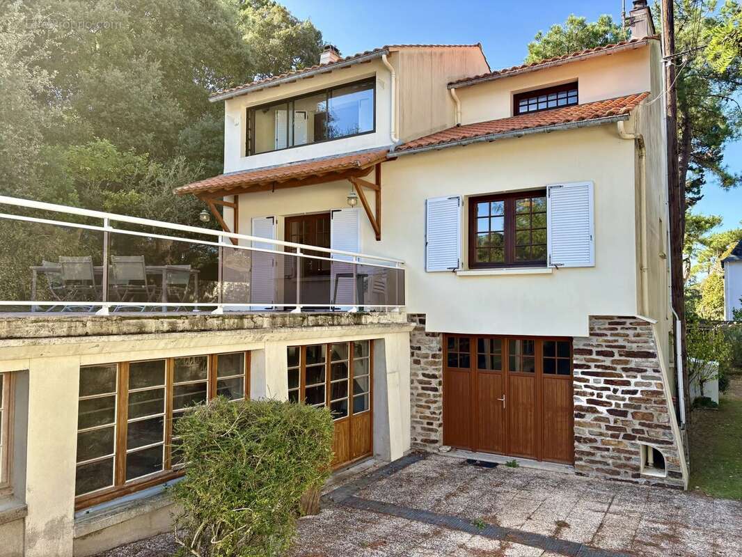 Maison à SAINT-MICHEL-CHEF-CHEF