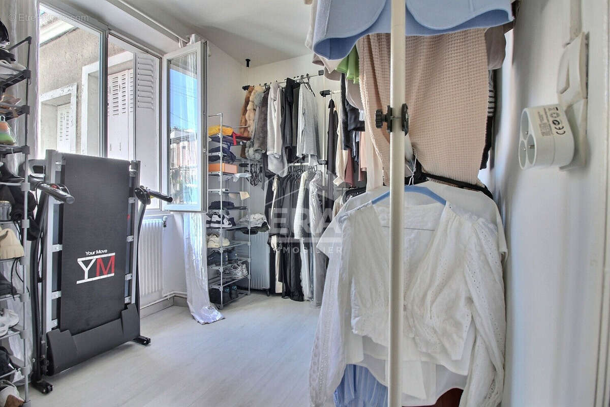 Appartement à L'ILE-SAINT-DENIS