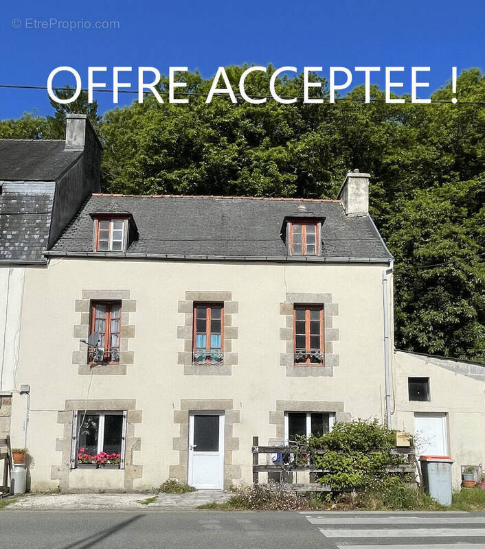 Maison à SAINT-MARTIN-DES-CHAMPS