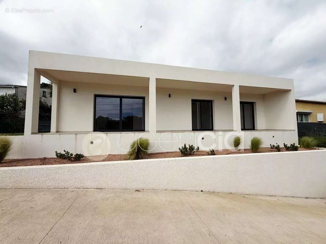 Maison à SAN-NICOLAO