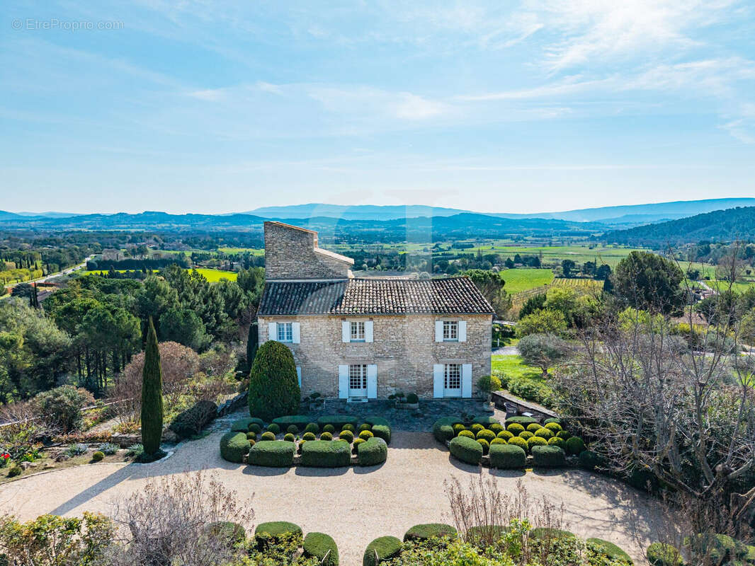 Maison à GORDES