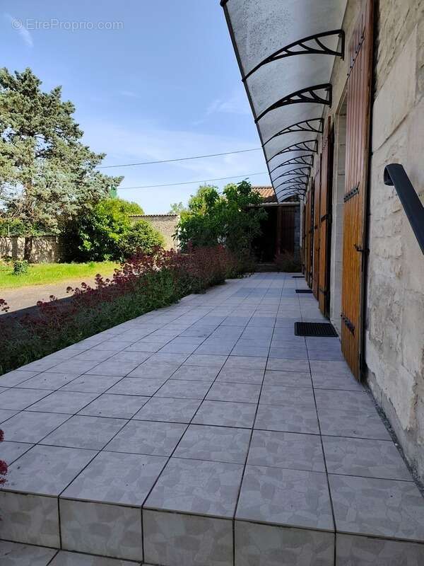 Maison à HIERSAC