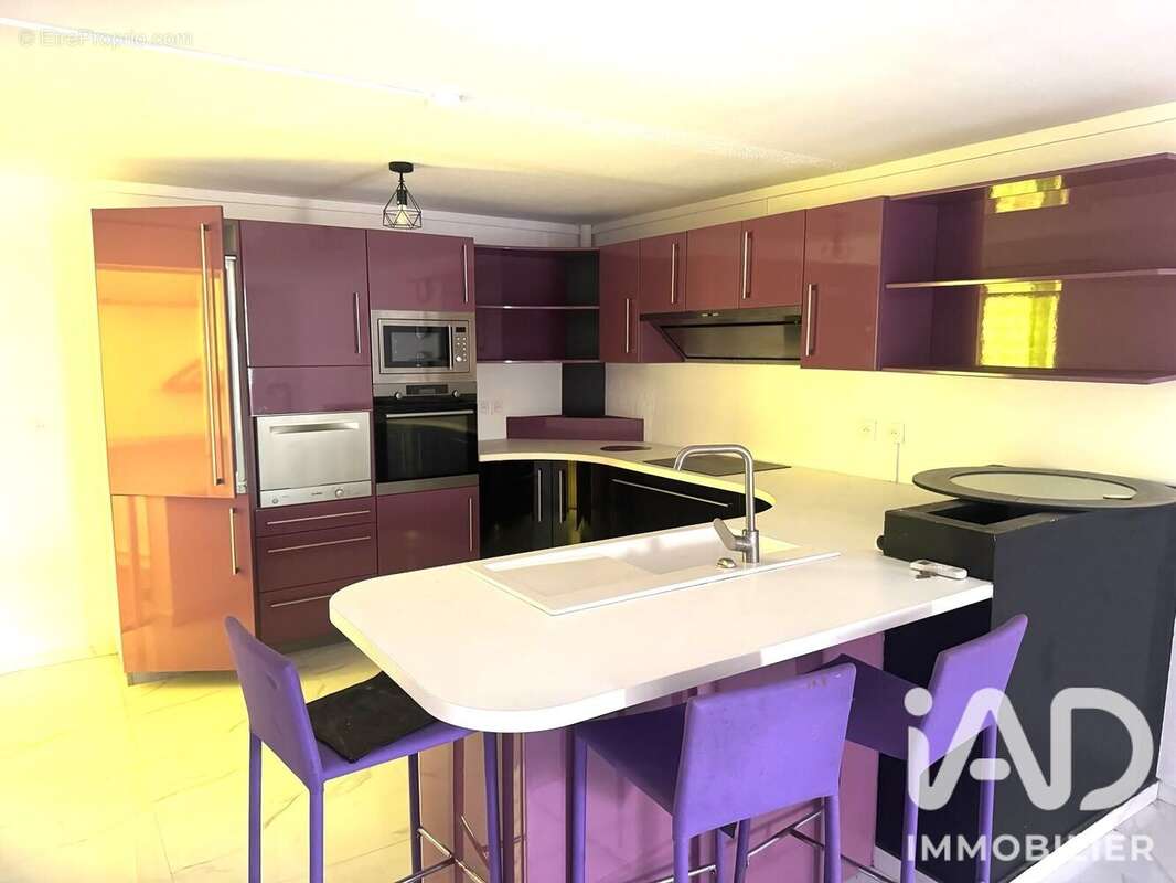 Appartement 56 m² à Sainte-Rose  - photo 8