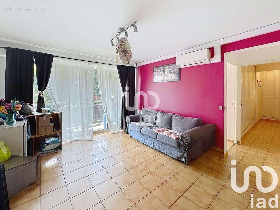Photo 3 - Appartement à LE BLANC-MESNIL