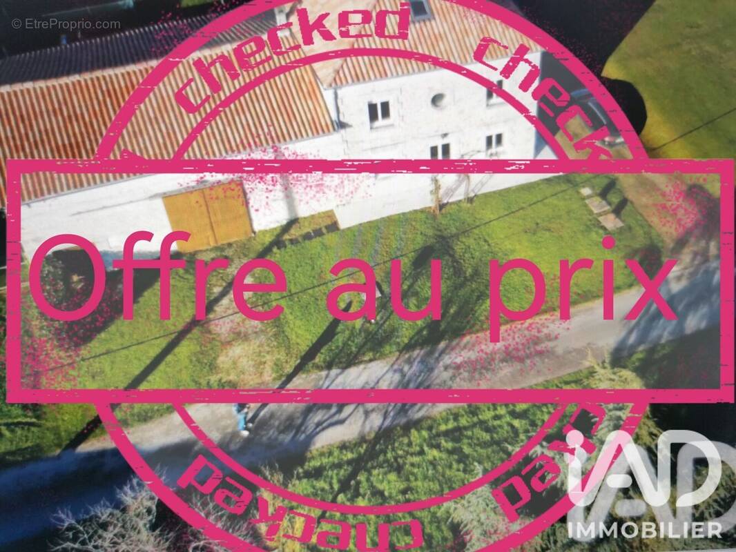 Photo 1 - Maison à FEUILLADE