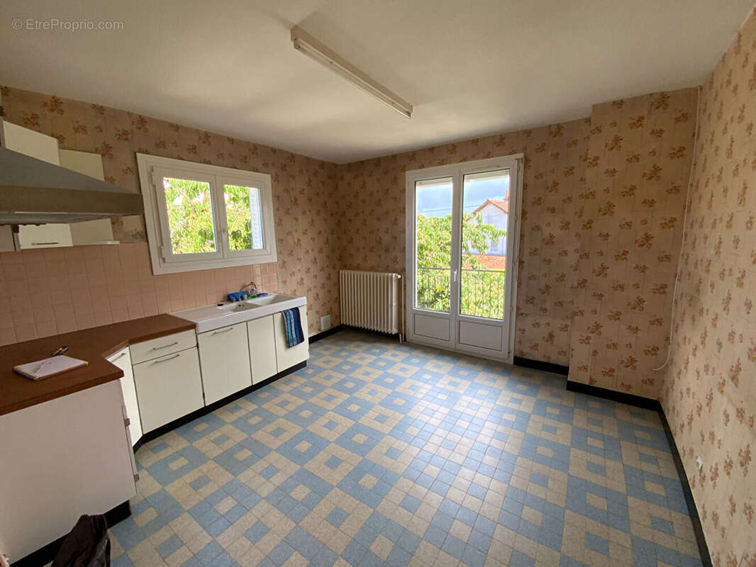 Maison 107 m² à Le Creusot  - photo 3