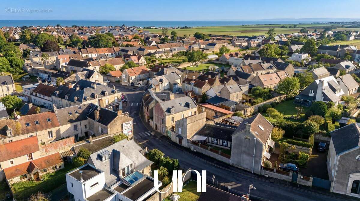 Maison à LUC-SUR-MER