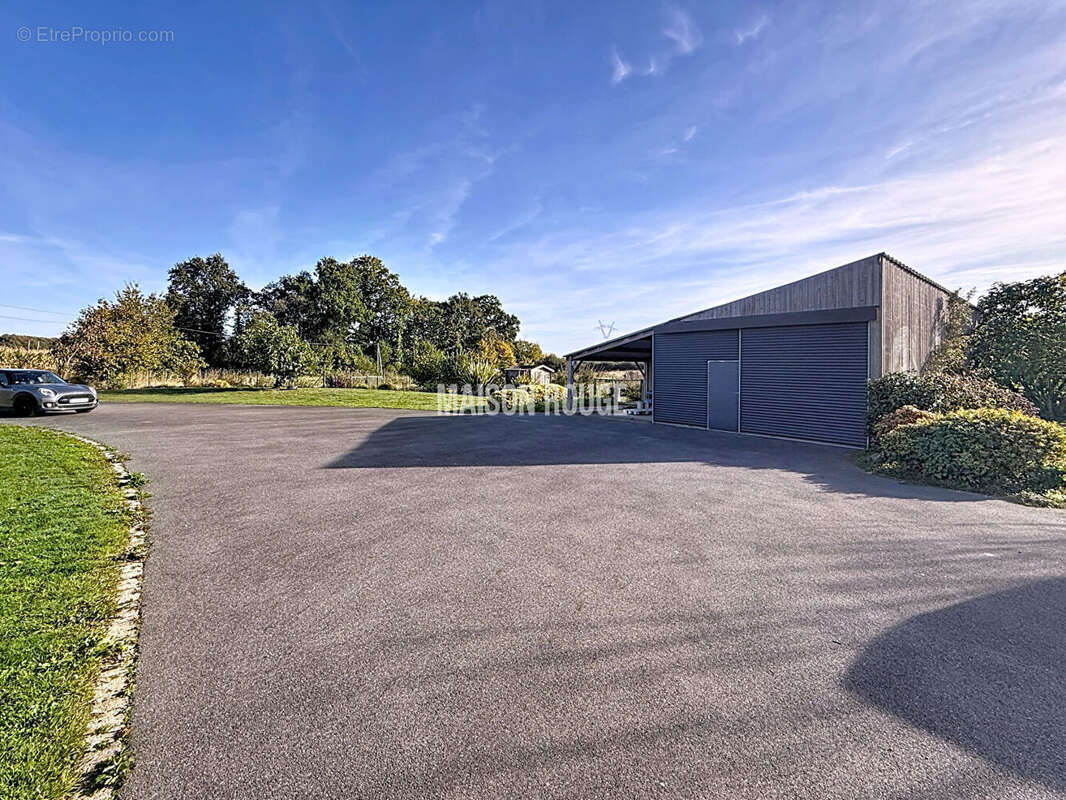 Maison à PLOUER-SUR-RANCE