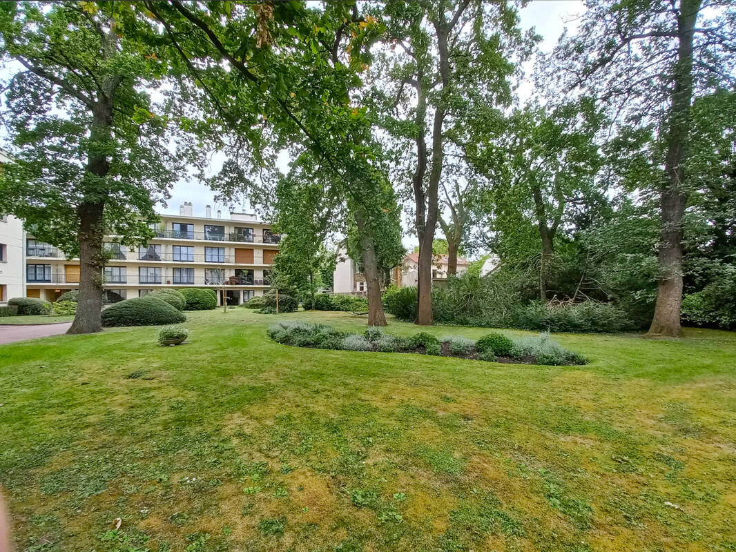 Appartement à NOGENT-SUR-MARNE
