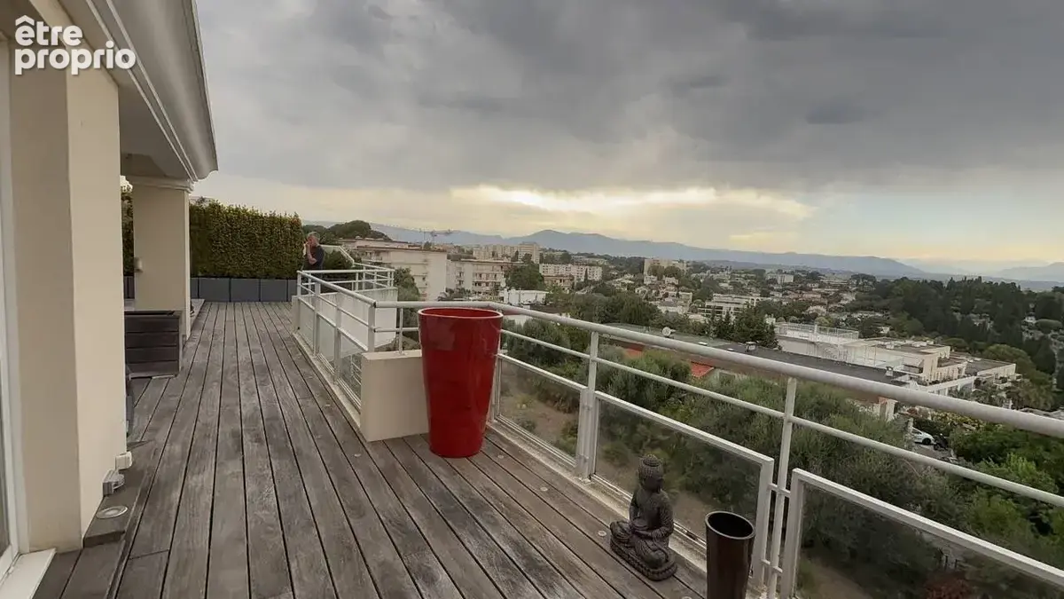 Appartement f5 avec terrasse de 140 M2  Vue mer Antibes ,Secteur Rabiac Estagnol - photo 13