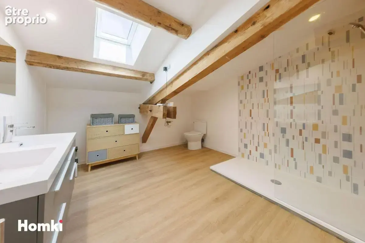 Maison de caractère T5 de 155 m2 à Peschadoires 63920 - photo 17