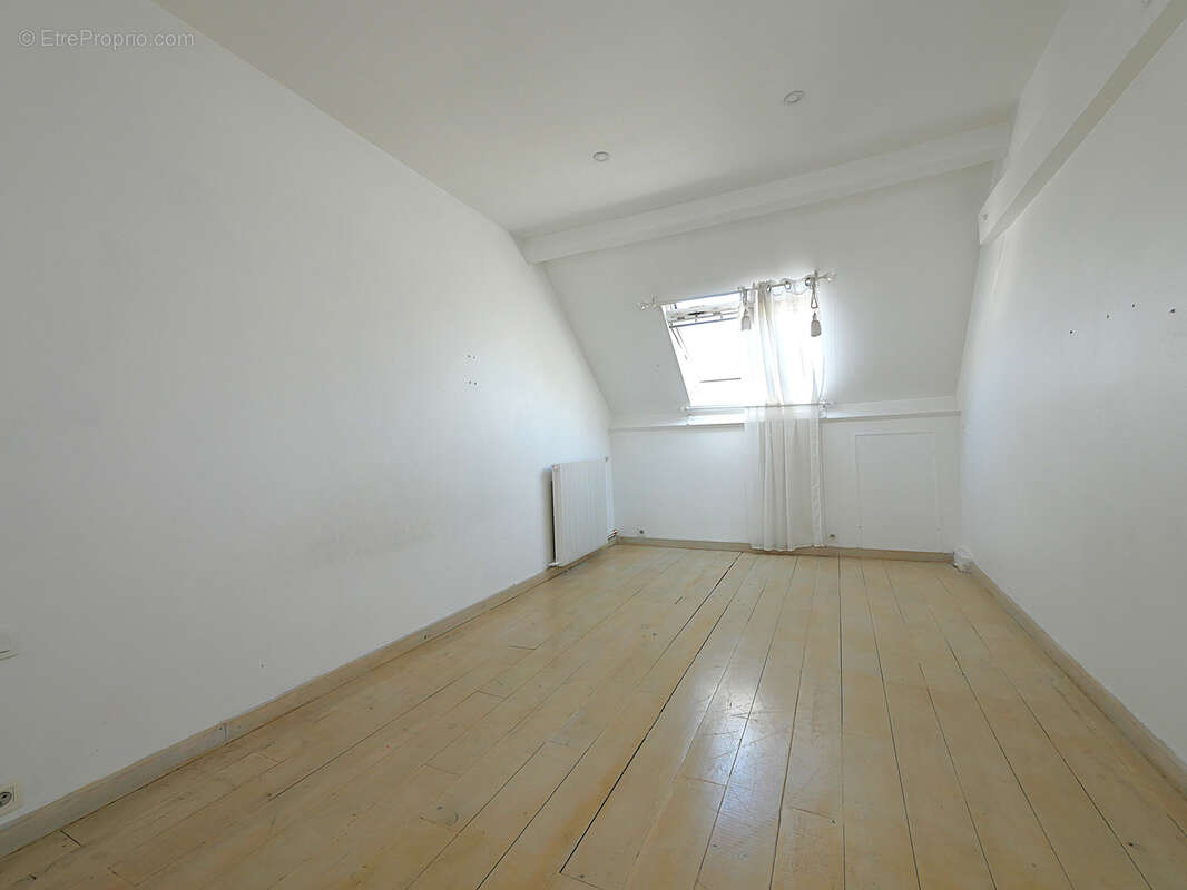 Maison à LE BLANC-MESNIL