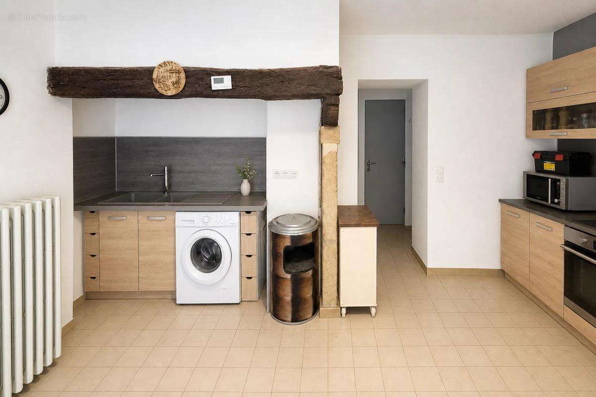 Maison à SAINT-PAUL-LE-JEUNE
