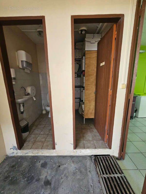 Commerce à RIVIERE-SALEE