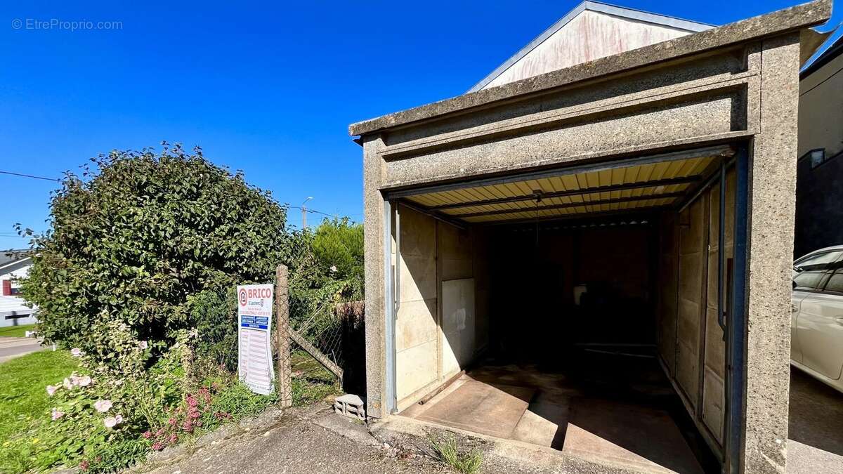 Maison à BOUZONVILLE