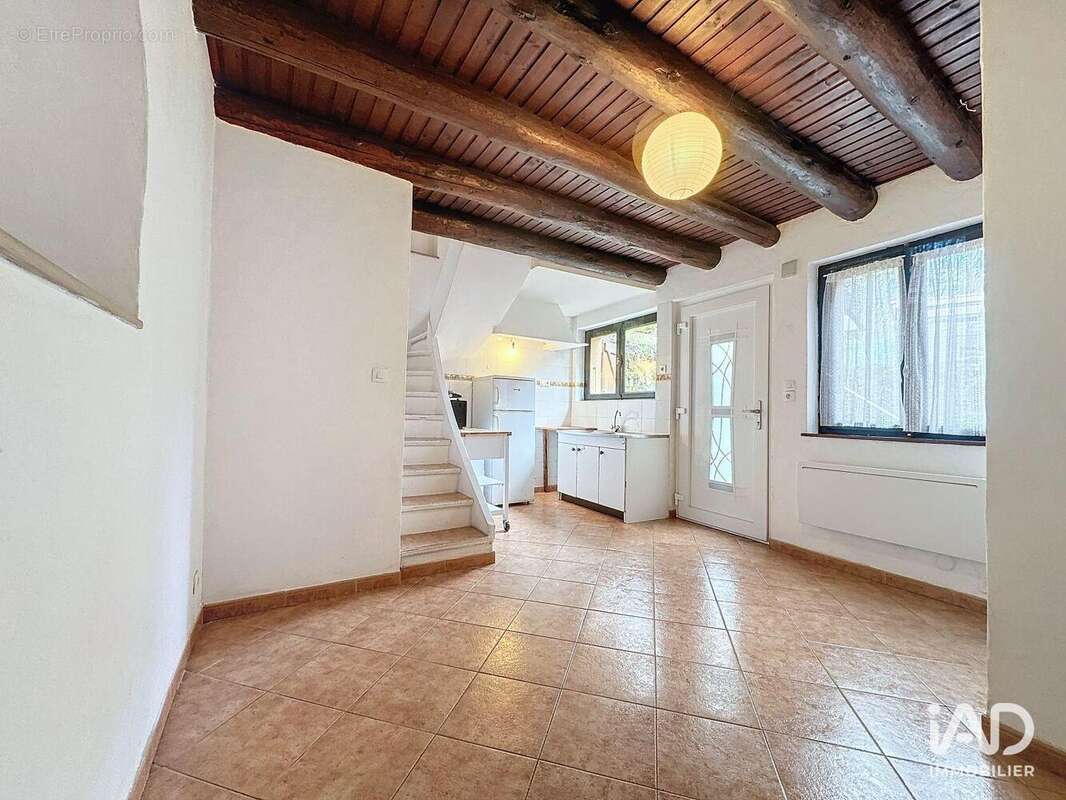 Appartement 34 m² à Taninges  - photo 4