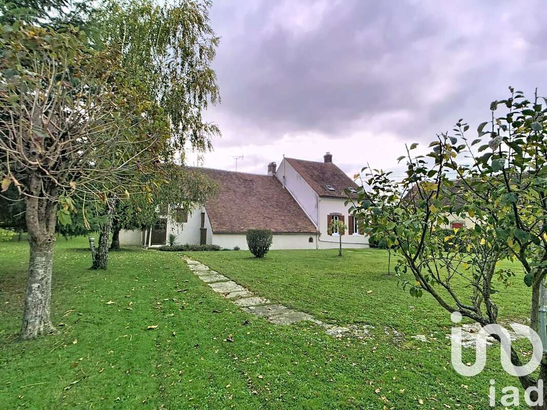 Photo 2 - Maison à SAINT-GERMAIN-DES-PRES