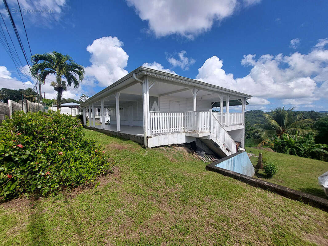 Maison à SAINT-JOSEPH