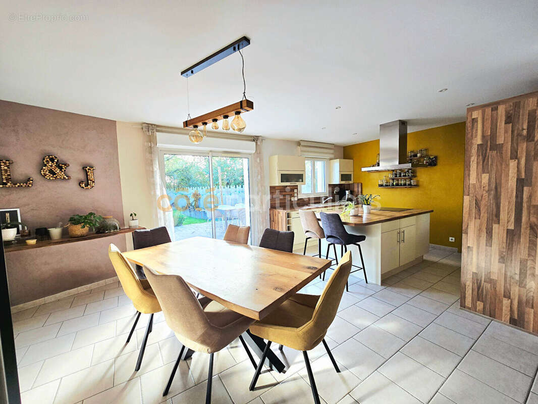 Maison à VILLEPERDUE