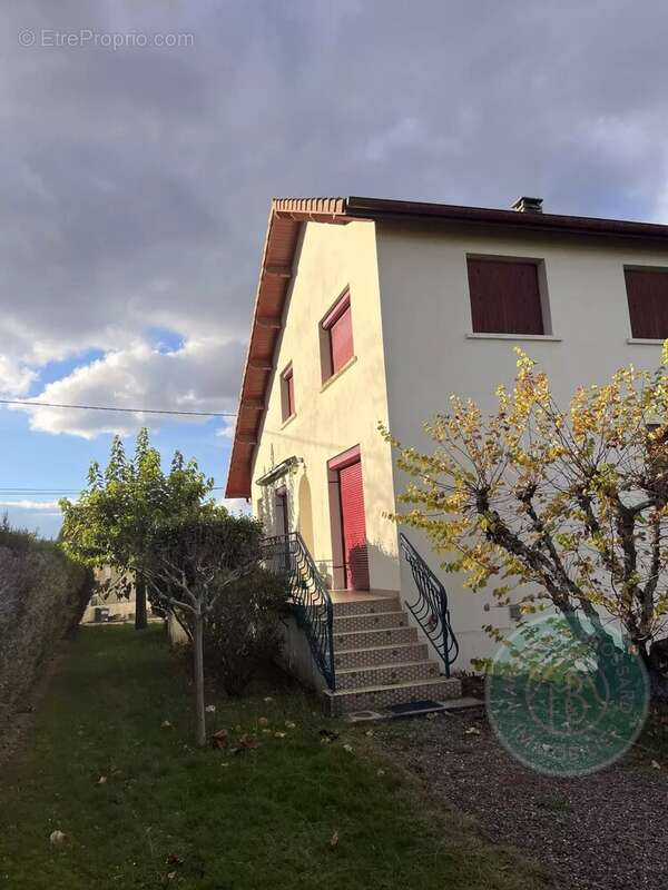 Maison à OURSBELILLE