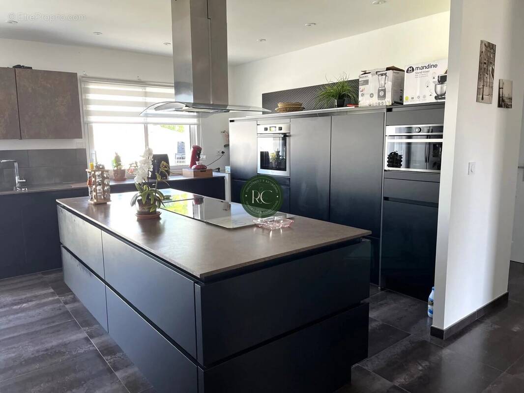 Maison à THOREY-EN-PLAINE