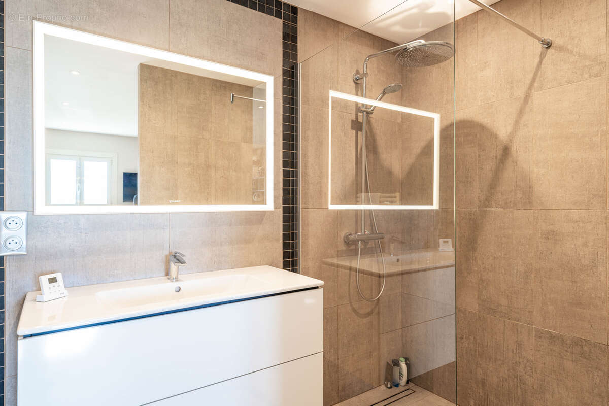 Maison à CAGNES-SUR-MER