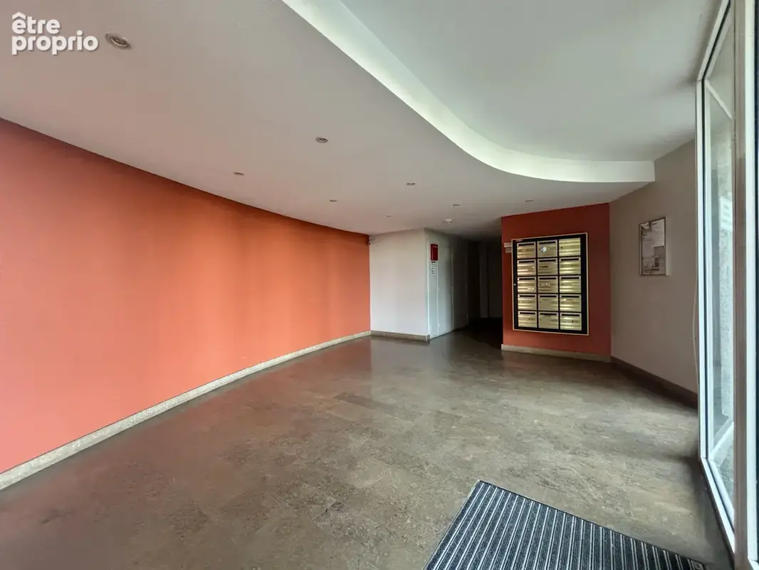 T3 de 86 m2 avec grande terrasse et 2 parkings   Hauts des Jardins Saint-Jacques - photo 10