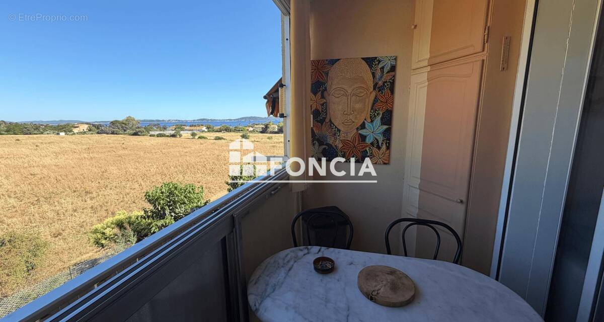 Photo Appartement à Carqueiranne au prix de 194 000€