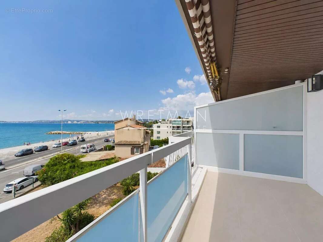 Splendide appartement 3 pièces rénové avec terrasse vue mer à deux pas des plages - Les Vespins - Cagnes-sur-Mer - photo 7