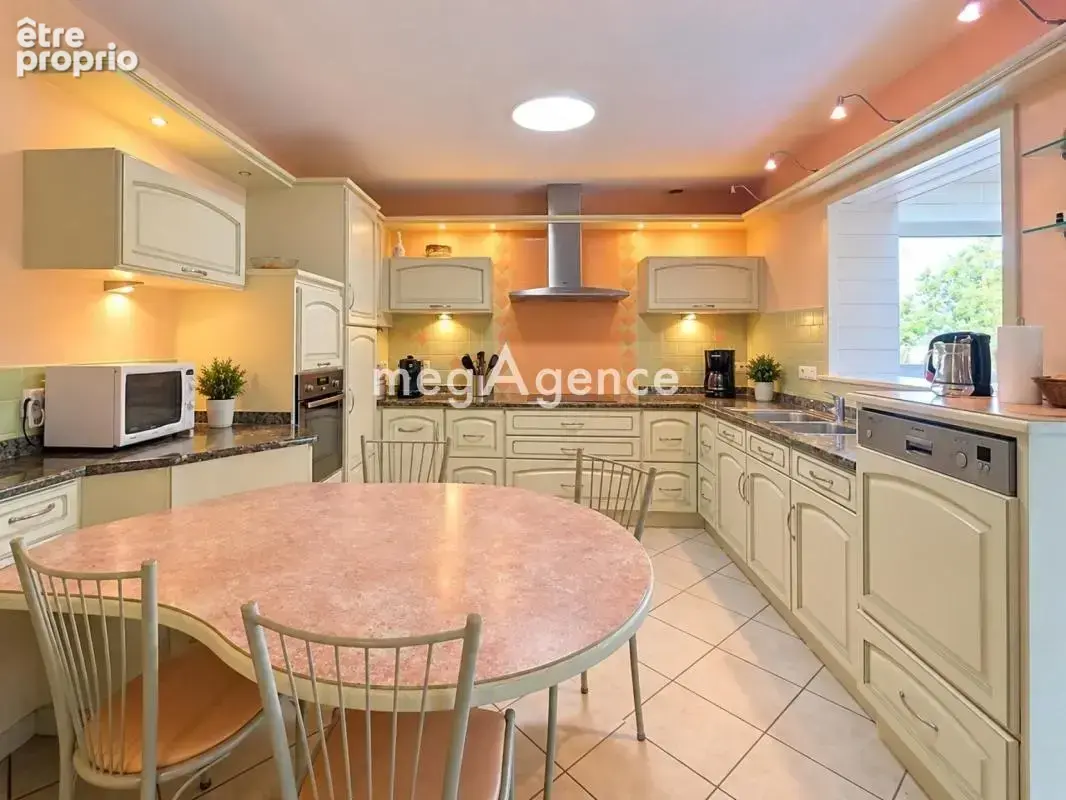 Maison familiale de 160 m² – 5 chambres – terrain  1 360 m² - photo 5